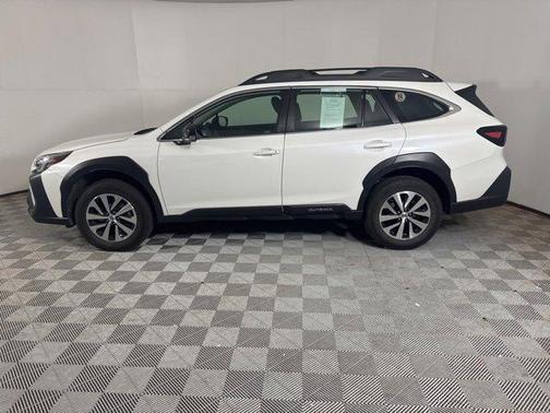 2023 Subaru Outback Base