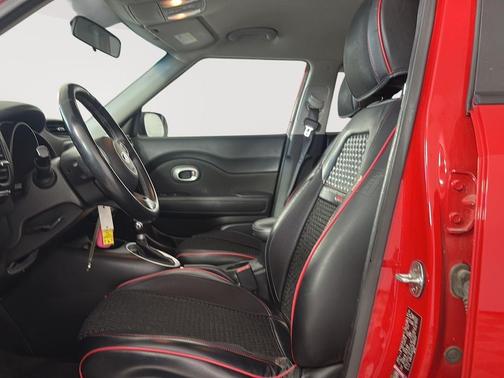 Inferno Red w/Black Roof 2017 Kia Soul +