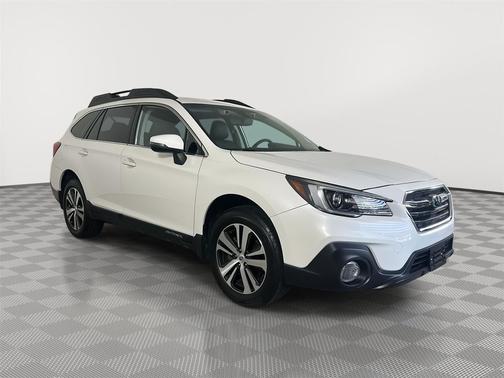 Crystal White Pearl 2019 Subaru Outback 3.6R Limited