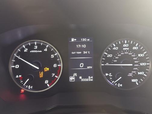 Crystal White Pearl 2023 Subaru Outback Base