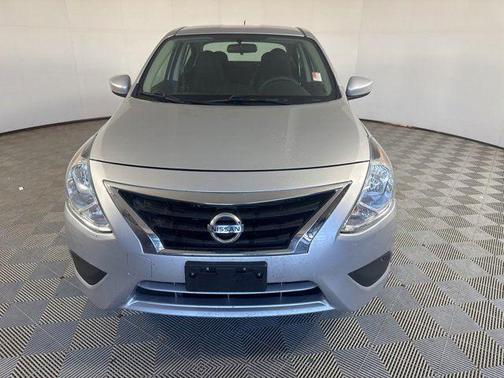 2016 Nissan Versa 1.6 S+