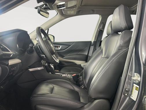 Magnetite Gray Metallic 2023 Subaru Forester Limited