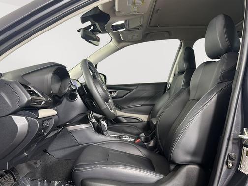 Magnetite Gray Metallic 2023 Subaru Forester Limited