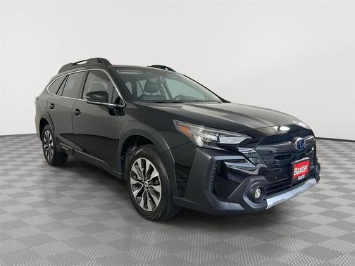 Crystal Black Silica 2024 Subaru Outback Limited