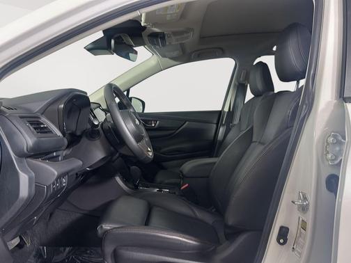 Crystal White Pearl 2025 Subaru Ascent Bronze Edition 7-Passenger