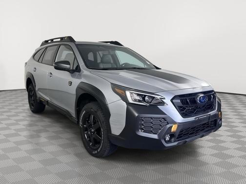Ice Silver Metallic 2025 Subaru Outback Wilderness