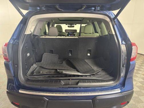 2022 Subaru Ascent Limited 8-Passenger