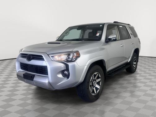 Classic Silver Metallic 2024 Toyota 4Runner TRD Off Road Premium