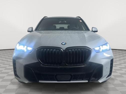 Brooklyn Grey Metallic 2024 BMW X5 xDrive40i