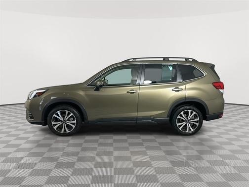 Autumn Green Metallic 2023 Subaru Forester Limited