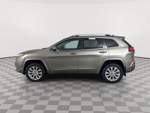2017 Jeep Cherokee Overland
