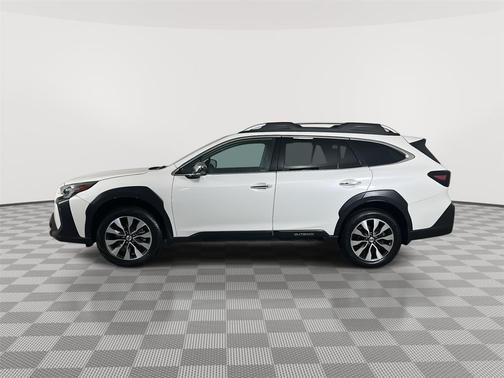 Crystal White Pearl 2023 Subaru Outback Touring XT