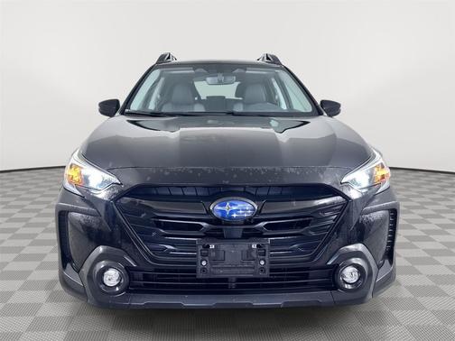 Crystal Black Silica 2023 Subaru Outback Onyx Edition