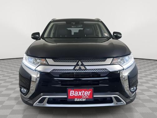 Labrador Black Metallic 2020 Mitsubishi Outlander SEL