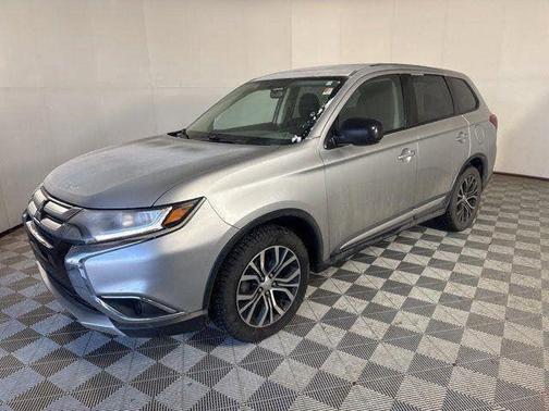 2018 Mitsubishi Outlander ES