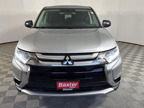 2018 Mitsubishi Outlander ES