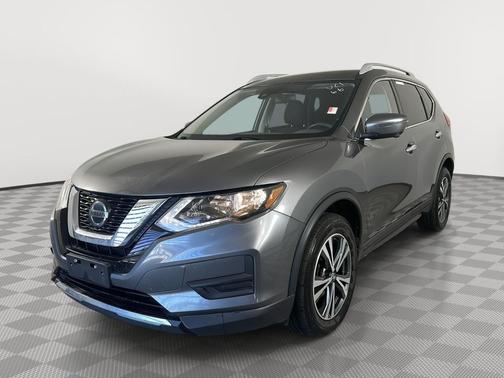 Gun Metallic 2019 Nissan Rogue SV