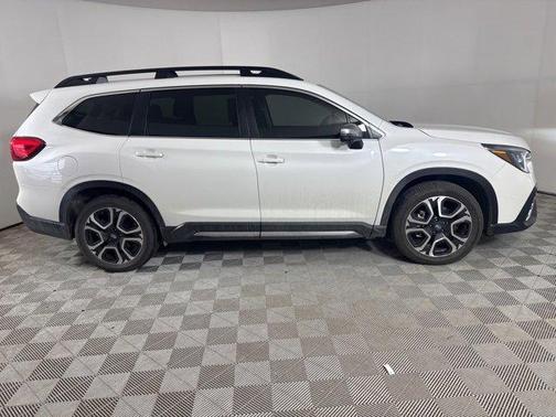 2023 Subaru Ascent Limited 8-Passenger
