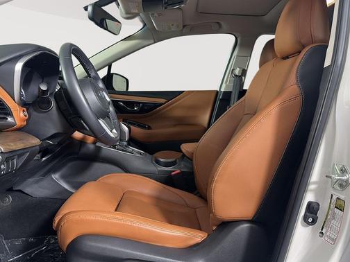 Crystal White Pearl 2022 Subaru Legacy Touring XT
