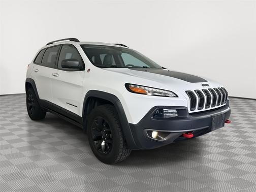 Bright White Clearcoat 2017 Jeep Cherokee Trailhawk