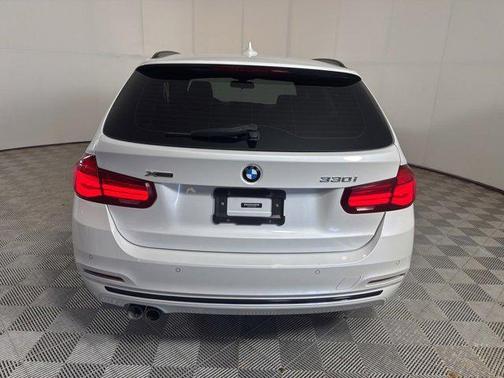 2018 BMW 330 xDrive