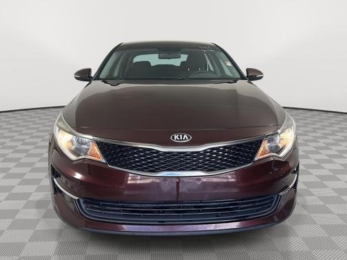 Sangria 2018 Kia Optima LX