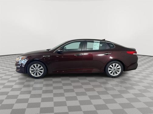Sangria 2018 Kia Optima LX