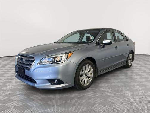 Ice Silver Metallic 2017 Subaru Legacy Premium