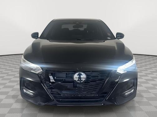 Super Black 2022 Nissan Sentra SR