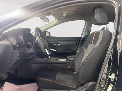 Super Black 2022 Nissan Sentra SR