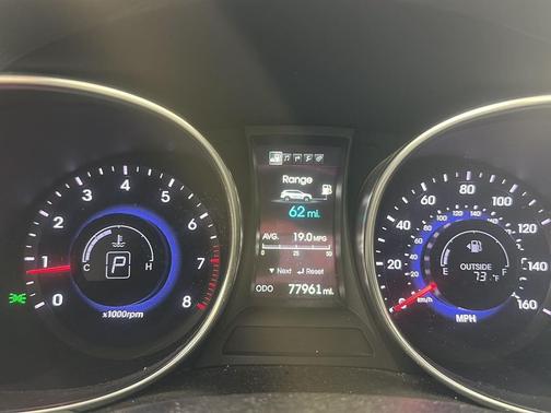 Becketts Black 2016 Hyundai SANTA FE Limited