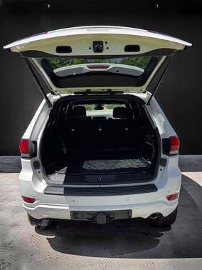 Bright White Clearcoat 2020 Jeep Grand Cherokee Altitude