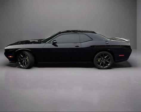 Pitch Black Clearcoat 2019 Dodge Challenger SXT
