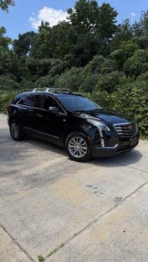 Stellar Black Metallic 2017 Cadillac XT5 Luxury