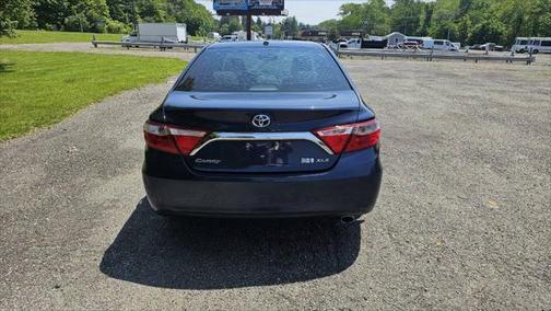 2016 Toyota Camry Hybrid XLE