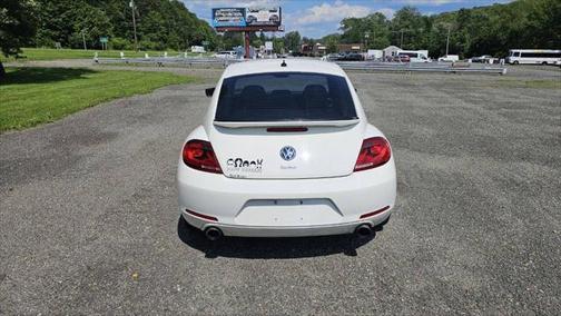 2012 Volkswagen Beetle Base