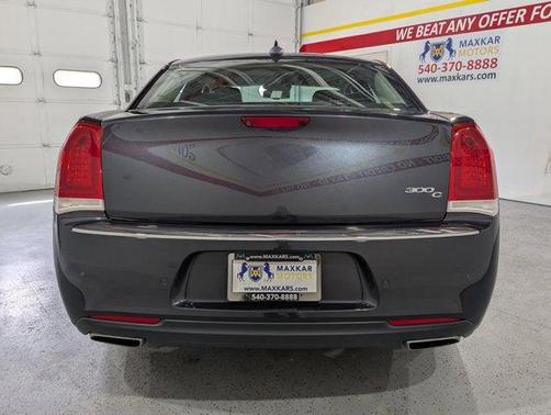 2017 Chrysler 300C Base