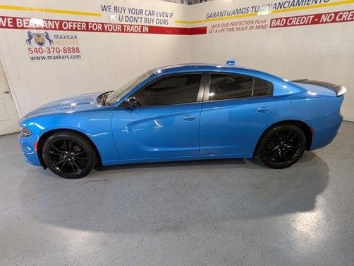 2016 Dodge Charger SXT