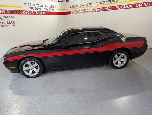 2013 Dodge Challenger SXT