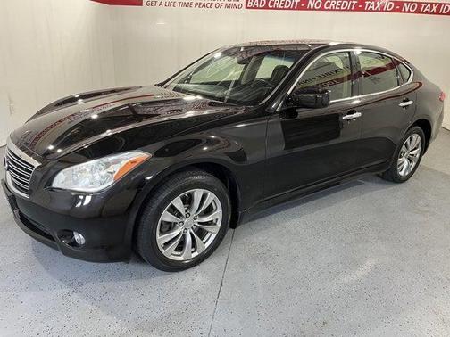 2013 INFINITI M37x Base