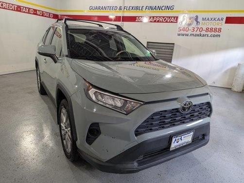 2019 Toyota RAV4 XLE Premium