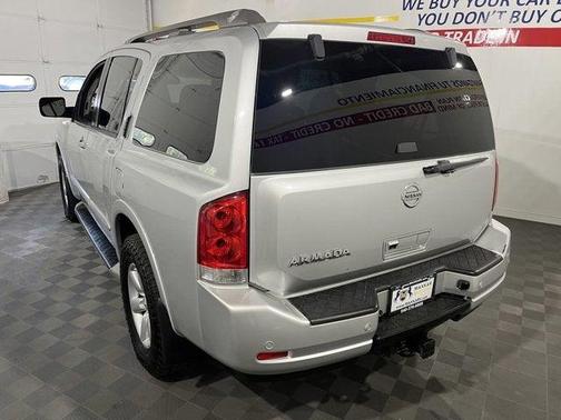 2013 Nissan Armada SV