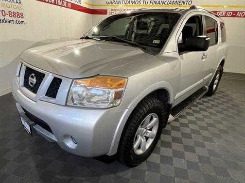 2013 Nissan Armada SV