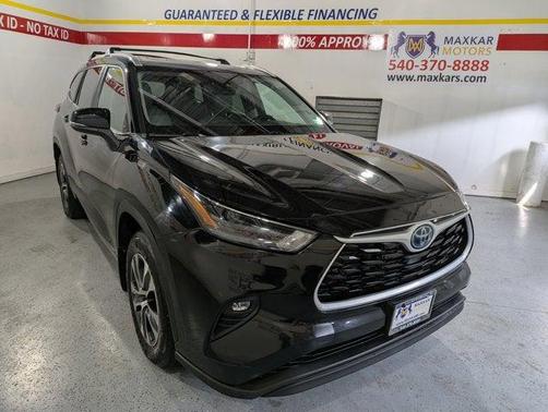 2023 Toyota Highlander Hybrid XLE