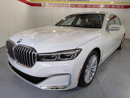 2020 BMW 740 740i Sedan