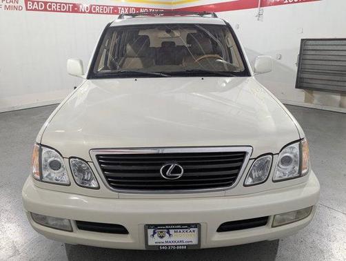2001 Lexus LX 470 Base