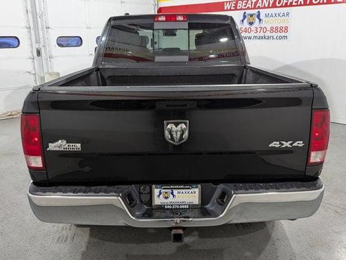 2019 RAM 1500 SLT