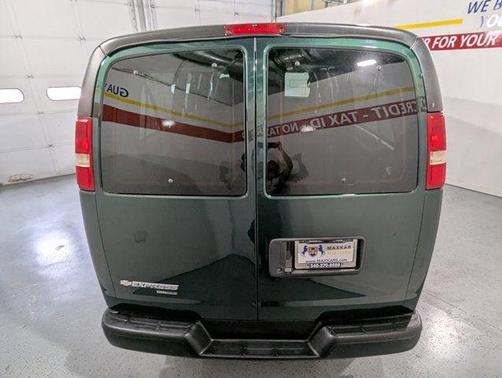 2013 Chevrolet Express 3500 LS