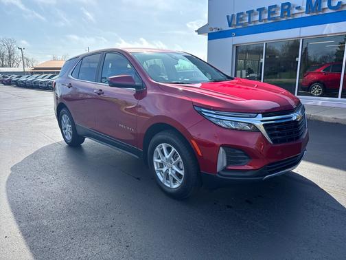 Radiant Red Tintcoat 2023 Chevrolet Equinox LT