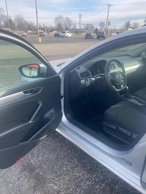 2016 Volkswagen Passat 1.8T S